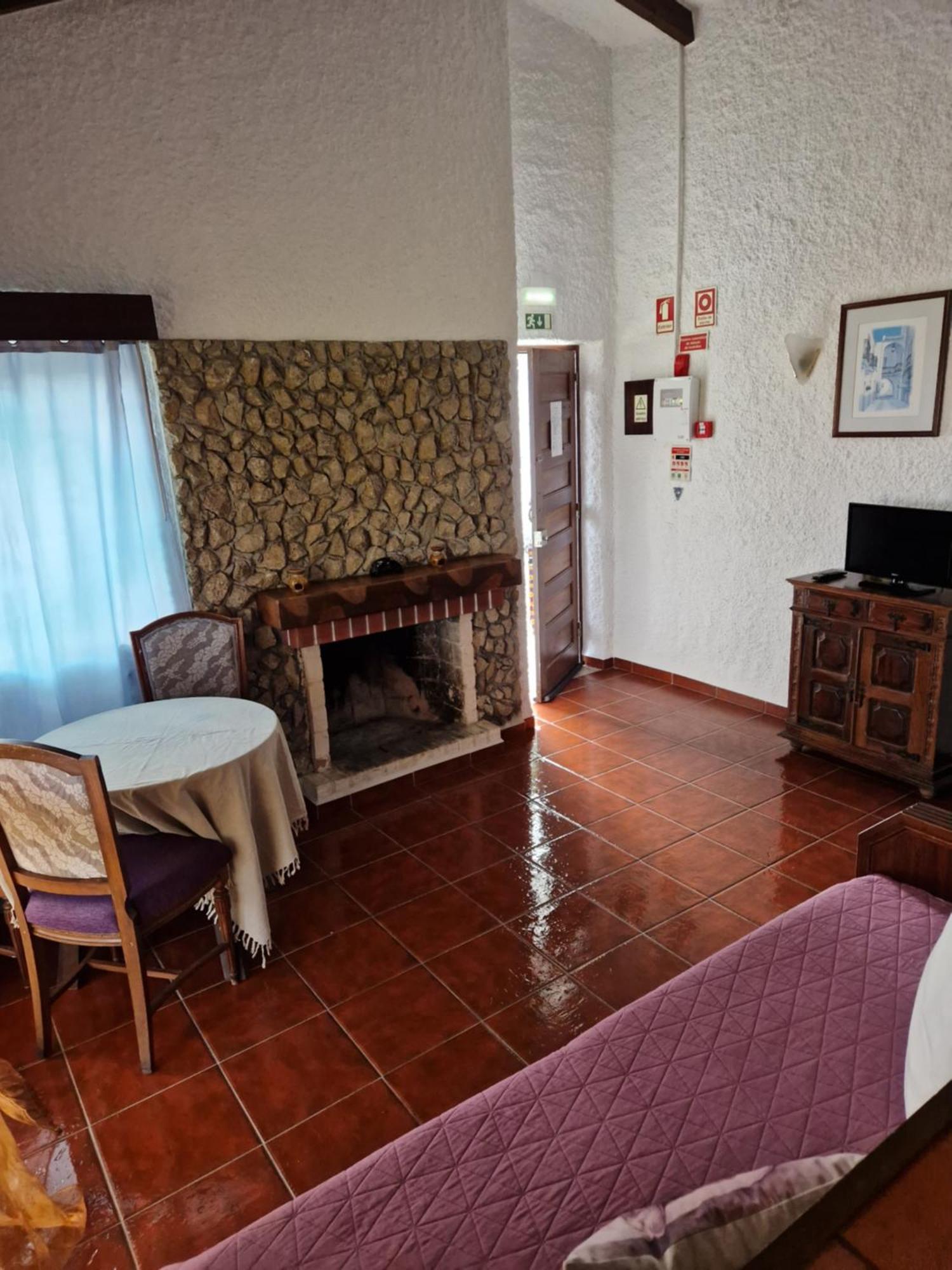 פיגואיירה דה פוז Apartamentos Turisticos Clube Vale Leao מראה חיצוני תמונה